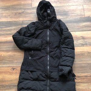 LULULEMON DOWN JACKET